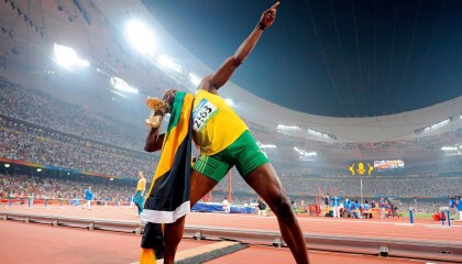 开云体育手机版下载-意甲动力无限：攻防转换精彩纷呈！，意甲动态