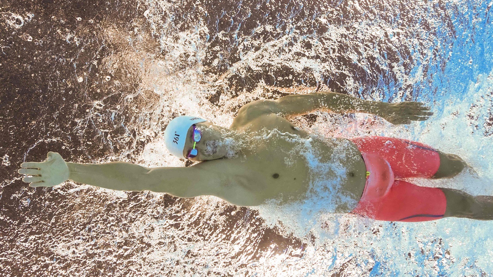 戴维·帕特森通过卓越的决策和精准的传球,帮助袋鼠队占据上风